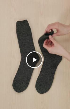 thumbnail video image 2 of POLAR EXTREME HEAT WOMENS 2 PK SOCK, Lavender, 2 of 6