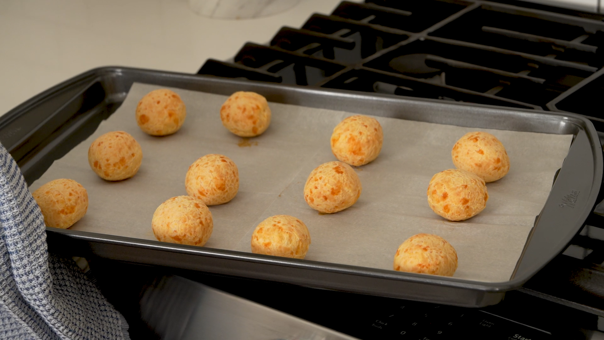 thumbnail video image 2 of Brazi Bites Gluten-Free Garlic Brazilian Cheese Bread, Frozen, Regular, 11.5 oz (330g), 2 of 11