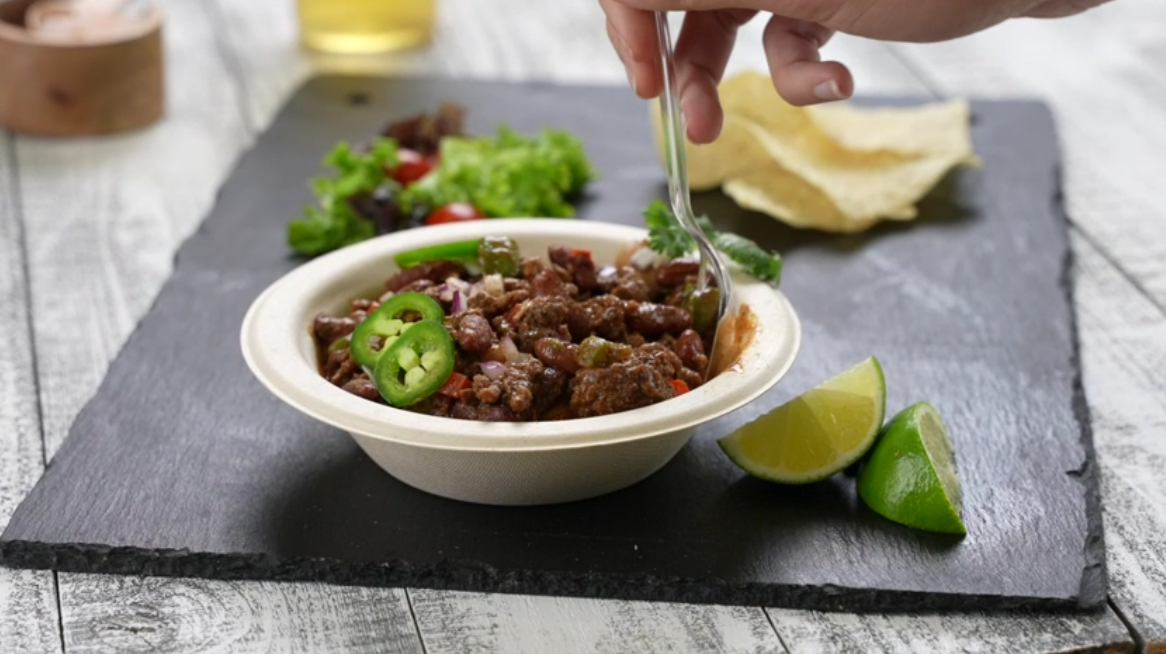 thumbnail video image 2 of GUSTO Basic Clear Plastic Spoons Disposable Cutlery Heavy Duty, 100-Pack, 2 of 8