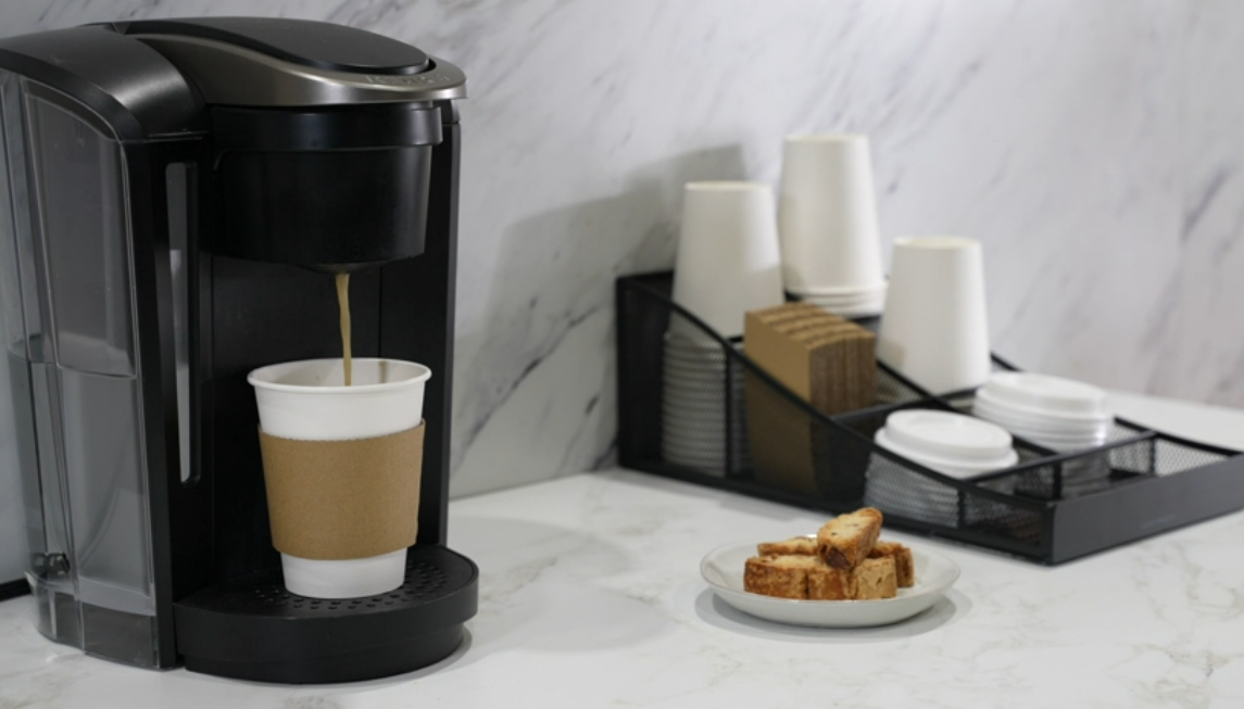 thumbnail video image 2 of GUSTO 12 oz Disposable Coffee Cups with Lids & Coffee Sleeves Paper Cups, 50-Pack, 2 of 8