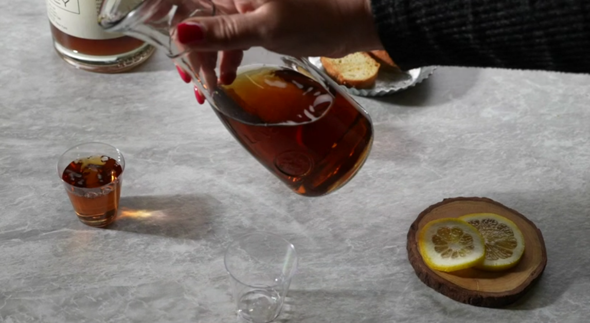 thumbnail video image 2 of SETUP 1 Oz Disposable Shot Glasses Clear Plastic Cups, 200-Pack, 2 of 7