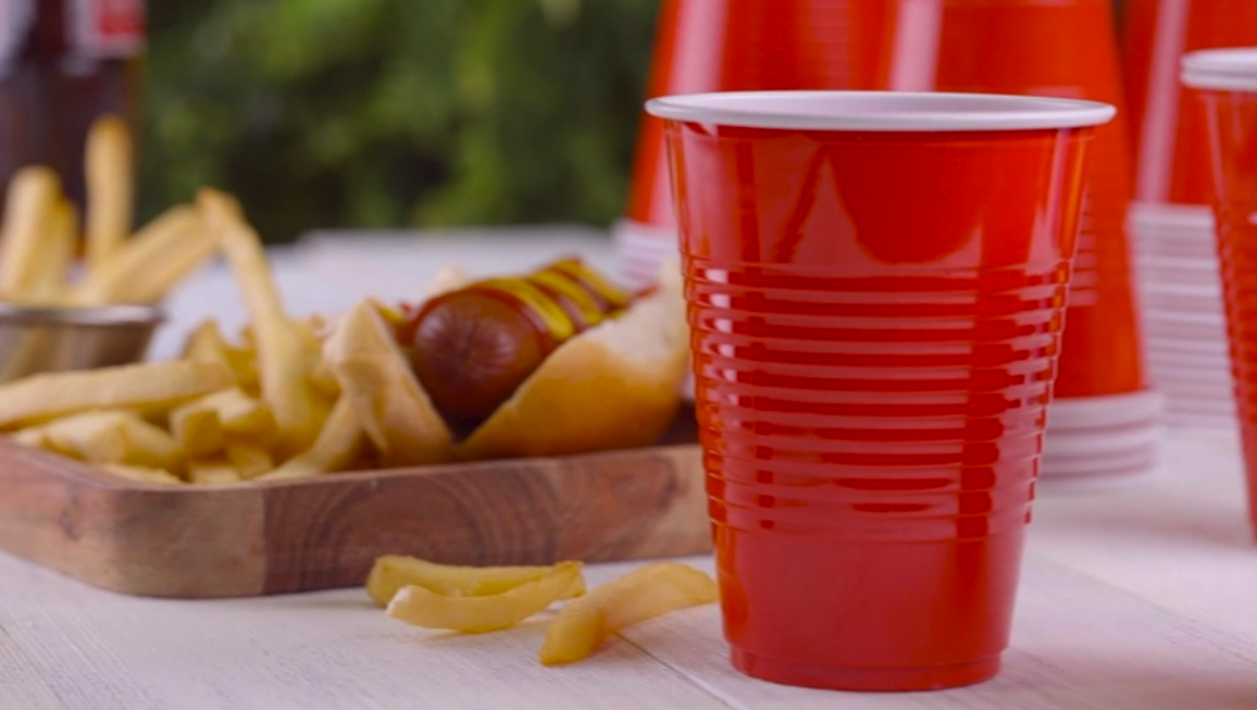 thumbnail video image 2 of GUSTO Disposable Cups 12 Oz Plastic Cups for Party, Red 240-Pack, 2 of 8