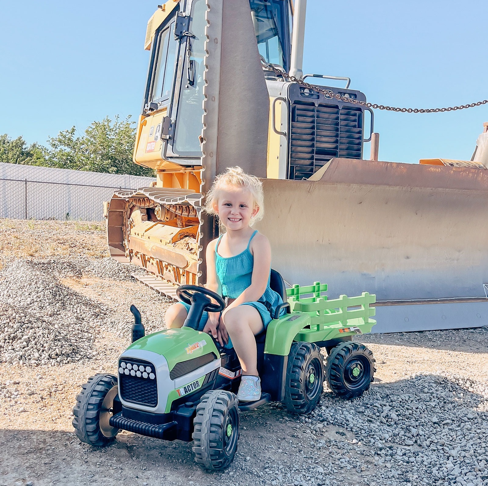 Electric Toy Drivable Toy Tractor John Deere Tractor 6V Electric