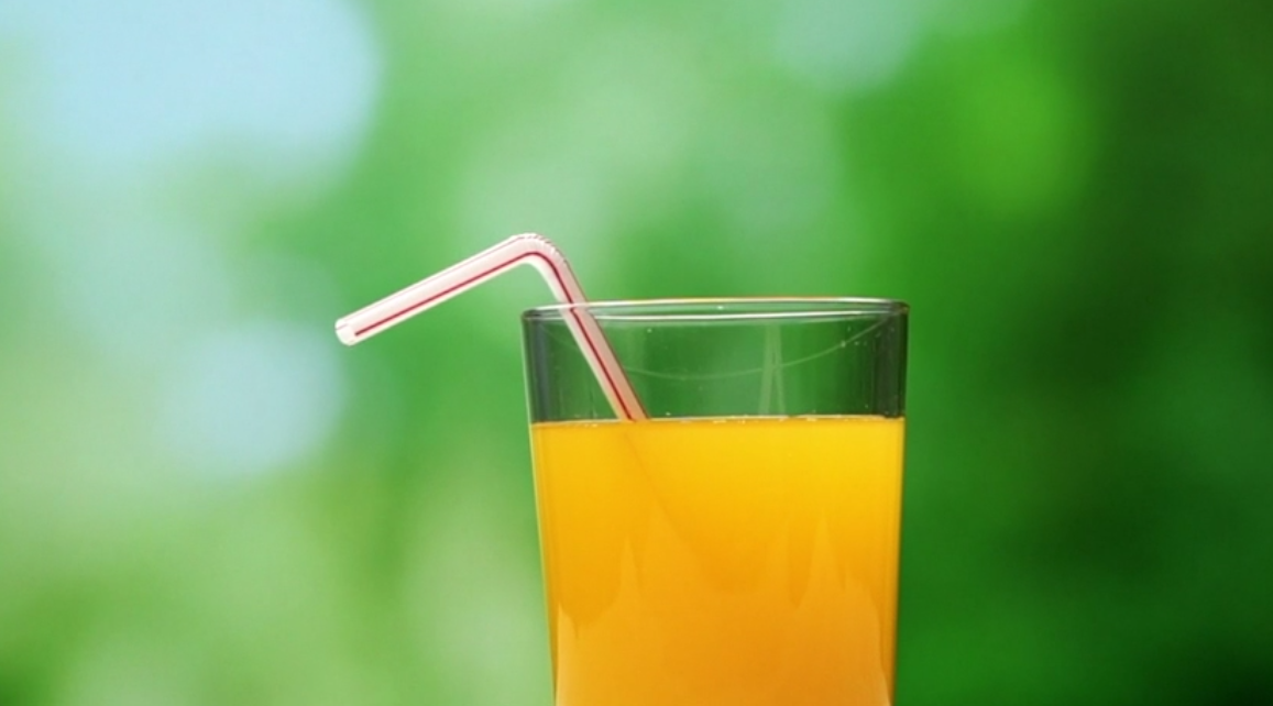 thumbnail video image 2 of Comfy Package Striped Flexible Straws Drinking Plastic Disposable Bendy Straws, 500-Pack, 2 of 8