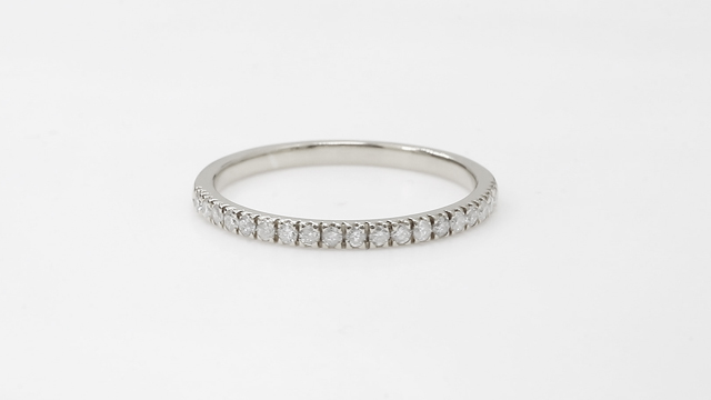 thumbnail video image 2 of Imperial Women's 1/4Ct TDW Diamond 10K White Gold Wedding Anniversary Band, 2 of 8