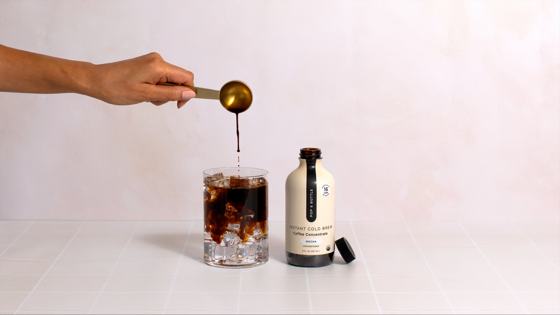 Pop & Bottle Instant Cold Brew Coffee Concentrate, Vanilla, Shelf-Stable, 8 fl oz